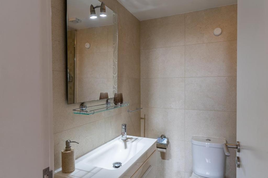 Magnolia Apartment Luxury Apt Great Views ฟุงชาล ภายนอก รูปภาพ