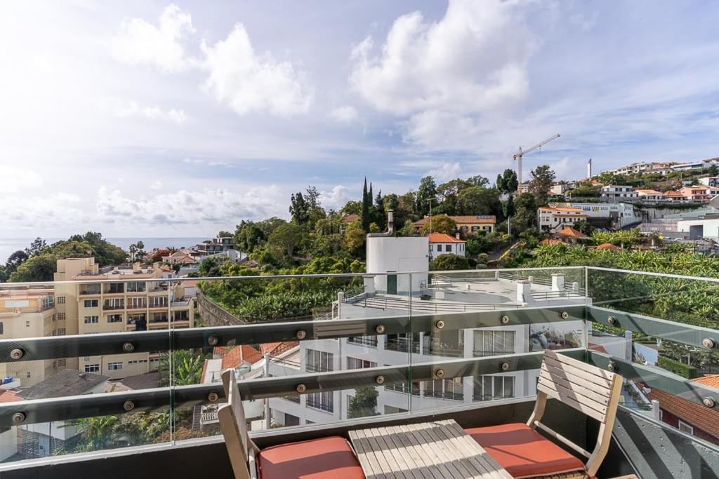 Magnolia Apartment Luxury Apt Great Views ฟุงชาล ภายนอก รูปภาพ