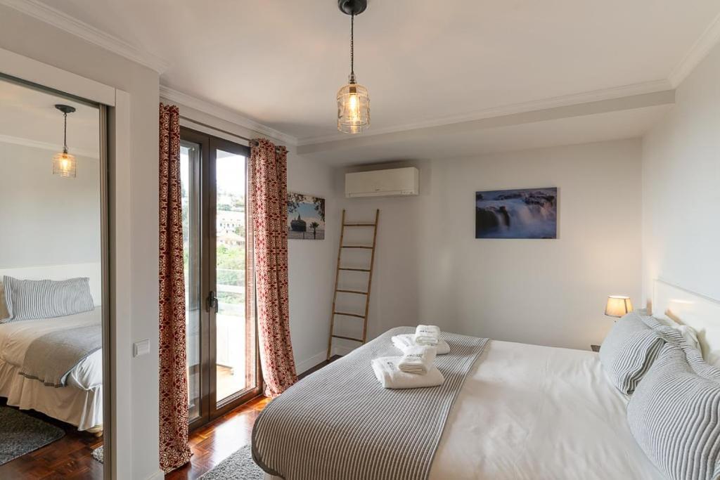 Magnolia Apartment Luxury Apt Great Views ฟุงชาล ภายนอก รูปภาพ