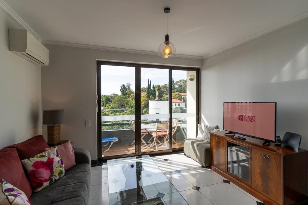 Magnolia Apartment Luxury Apt Great Views ฟุงชาล ภายนอก รูปภาพ