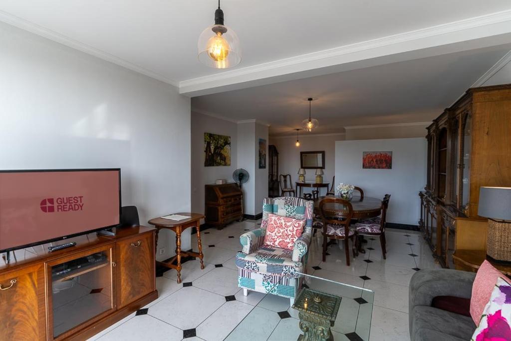 Magnolia Apartment Luxury Apt Great Views ฟุงชาล ภายนอก รูปภาพ